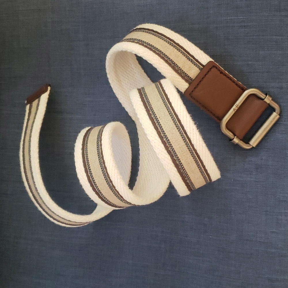 American Eagle Outfitters belt S/M